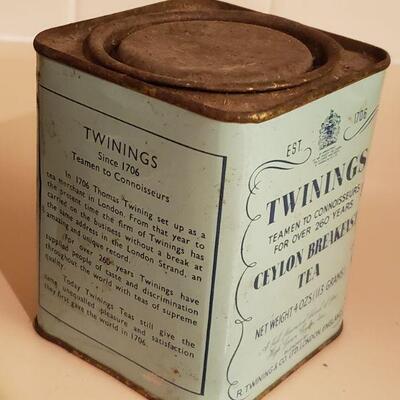 Lot 482: Vintage Tea Tins & Little Cup