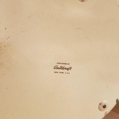 Lot 483: Vintage Decorative Tins & 1 Lid
