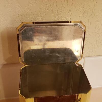 Lot 483: Vintage Decorative Tins & 1 Lid