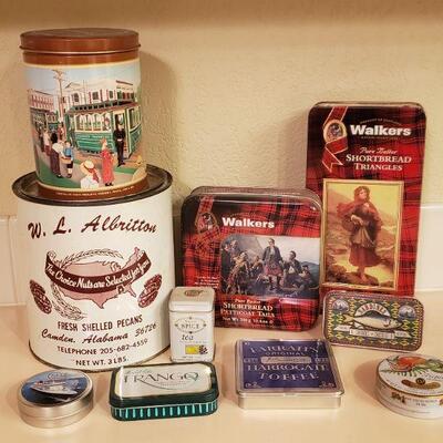 Lot 485: Vintage Tin Lot