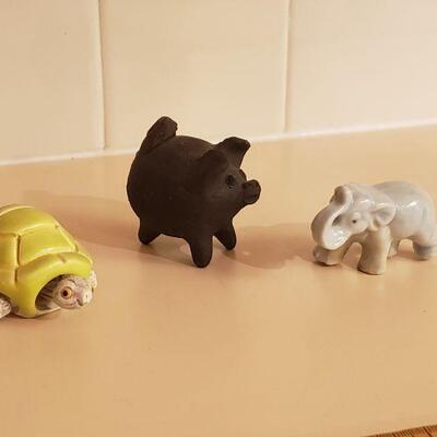 Lot 487: Miniature Animal Lot