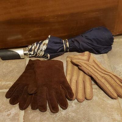 Lot 503: Ladies Gloves & Umbrella lot