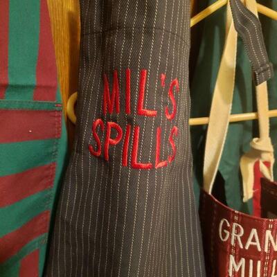 Lot 504: Apron Lot
