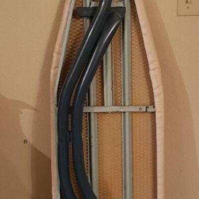 Lot 506: Vintage Ironing Board