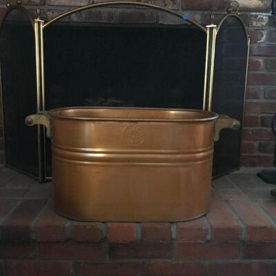 Vintage REVERE WARE Copper Wash Tub with wood handles