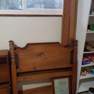 Twin bed frame