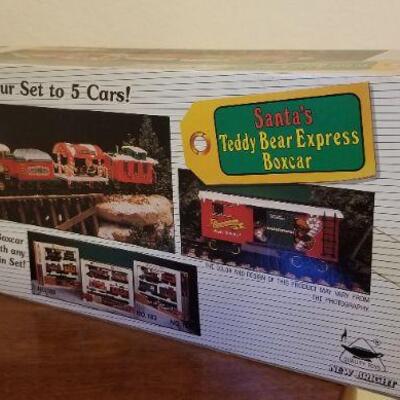 Lot #539: Teddy Bear Express Boxcar