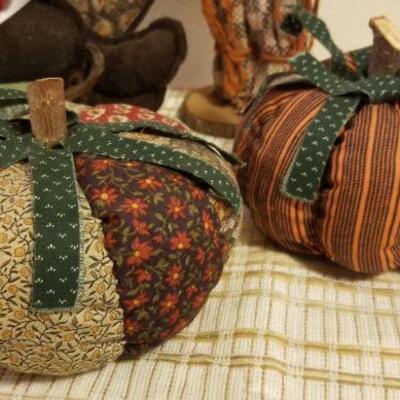 Lot #541: Mixed Fall Decorations (Outdoor or Indoor)