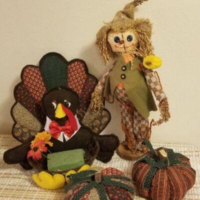 Lot #541: Mixed Fall Decorations (Outdoor or Indoor)