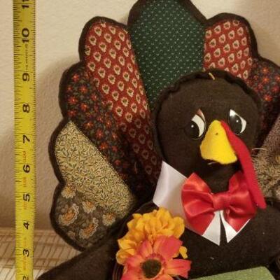 Lot #541: Mixed Fall Decorations (Outdoor or Indoor)