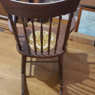 Vintage wood Rocking Chair 