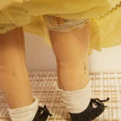 Lot #557: Antique / Vintage Doll w/ Sleepy Eye 