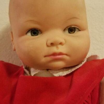 Lot #559: Vintage Squeak Doll by CAMCO 