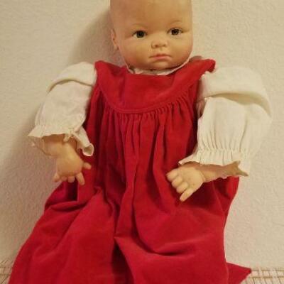 Lot #559: Vintage Squeak Doll by CAMCO 