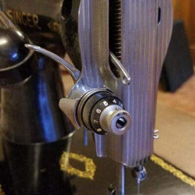 Lot #563: Antique / Vintage SINGER Sewing Machine 34" x 29" x 17" 