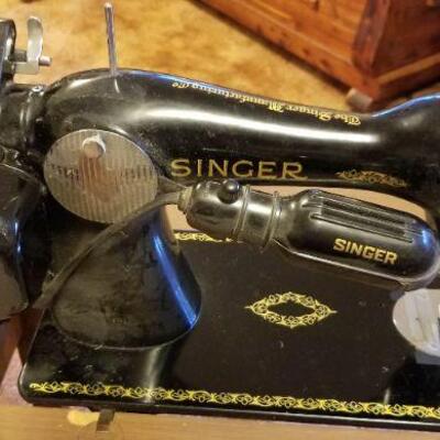 Lot #563: Antique / Vintage SINGER Sewing Machine 34" x 29" x 17" 