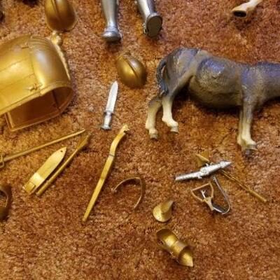 Lot #566: Vintage Children's LOUIS MARX Noble Knights w/ Horses Battle Set