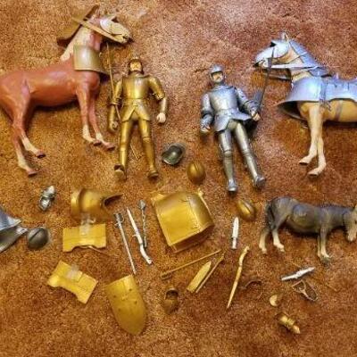 Lot #566: Vintage Children's LOUIS MARX Noble Knights w/ Horses Battle Set