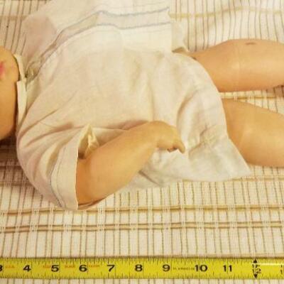 Lot #562: VINTAGE Cameo Squeak Doll 