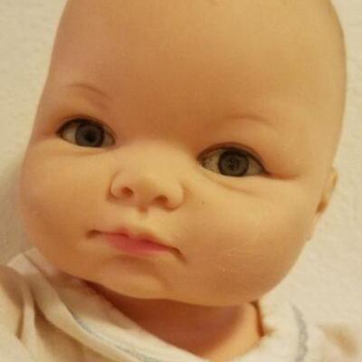 Lot #562: VINTAGE Cameo Squeak Doll 