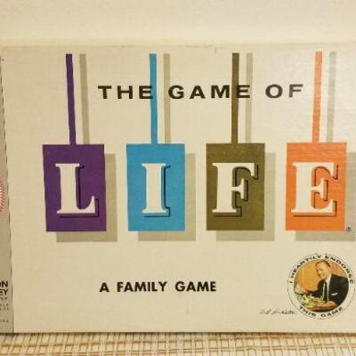 Lot #567: Vintage LIFE Board Game