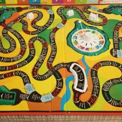 Lot #567: Vintage LIFE Board Game