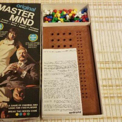 Lot #569: Vintage MASTERMIND Logic Game