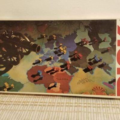 Lot #570: Vintage RISK Strategy Board Game