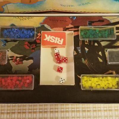 Lot #570: Vintage RISK Strategy Board Game