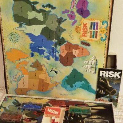 Lot #570: Vintage RISK Strategy Board Game