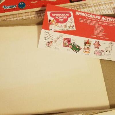 Lot #577: Vintage SPIROGRAPH Art Set - #2