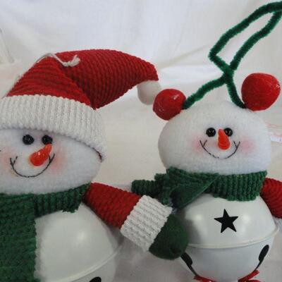 Snowmen Shelf Sitters