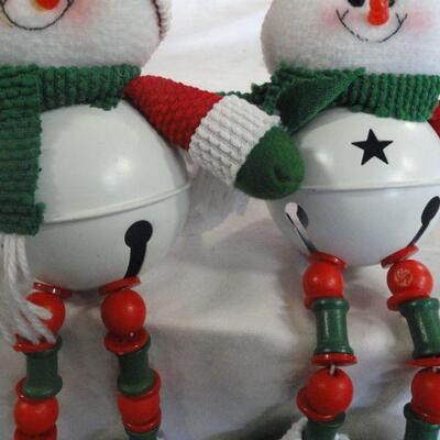 Snowmen Shelf Sitters