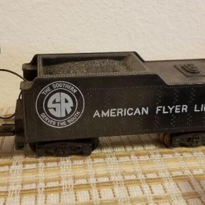 Lot #594: Vintage Powered Railroad Set w/ Tracks and Power Supply