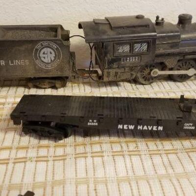 Lot #594: Vintage Powered Railroad Set w/ Tracks and Power Supply