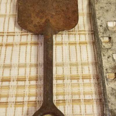 Lot #599: Antique / Vintage Kitchen Utensils