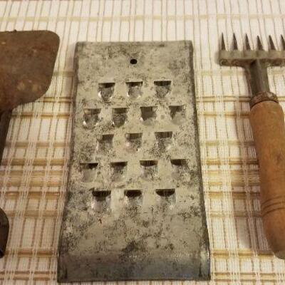 Lot #599: Antique / Vintage Kitchen Utensils