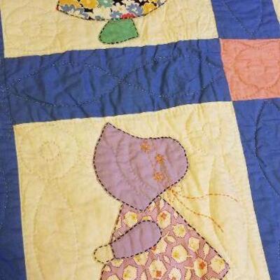 Lot #607: Antique Quilt w/ Little Girl In bonnet Theme