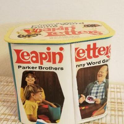 Lot #616: Vintage LEAPIN LETTERS Children's Game