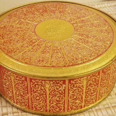 Lot #624: Huge Bundle of Assorted Vintage Tin Deco Containers Holiday