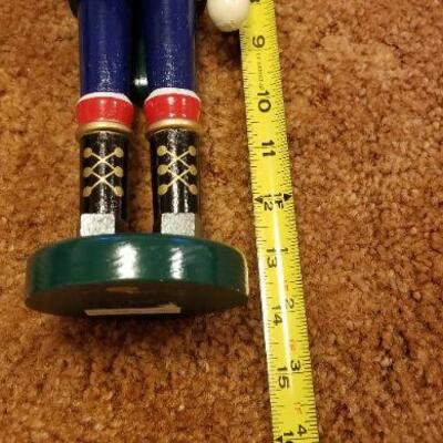 Lot #630: Group of Christmas Holiday Deco