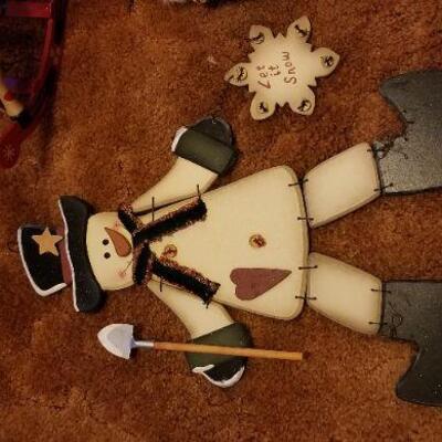 Lot #630: Group of Christmas Holiday Deco