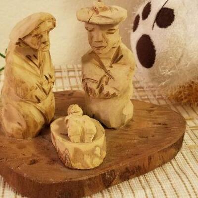 Lot #631: Christmas Deco (Puppy, Tree and Nativity Scene)