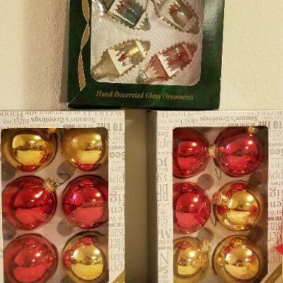Lot #634: Vintage Christmas Handmade Soldiers, Light and Ornament Bundle