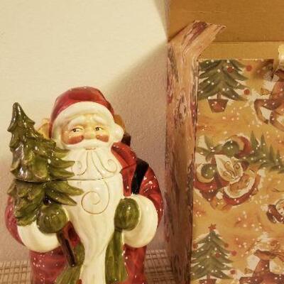 Lot #637: Vintage Ceramic Large Santa Claus Christmas Cookie Jar