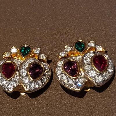 Lot 650: Swarovski Clip On Earrings 