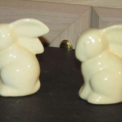 Lot 230- Rabbit Salt and Pepper Shakers