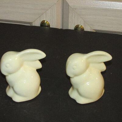 Lot 230- Rabbit Salt and Pepper Shakers