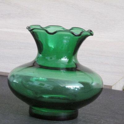 Lot 232- Anchor Hocking Forest Green Crimped Vase