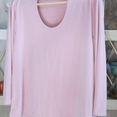 Lot 248- Hillard & Hanson Shirt